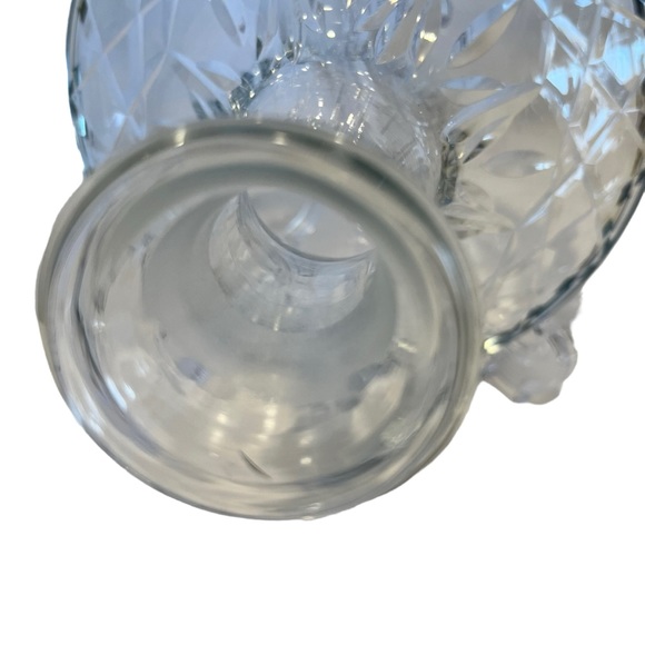 Fifth Avenue Crystal Decanter 9 1/2” - Picture 5 of 7